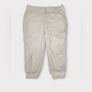 Size 20 - Lululemon Dance Studio Mid-Rise Jogger *Full Length